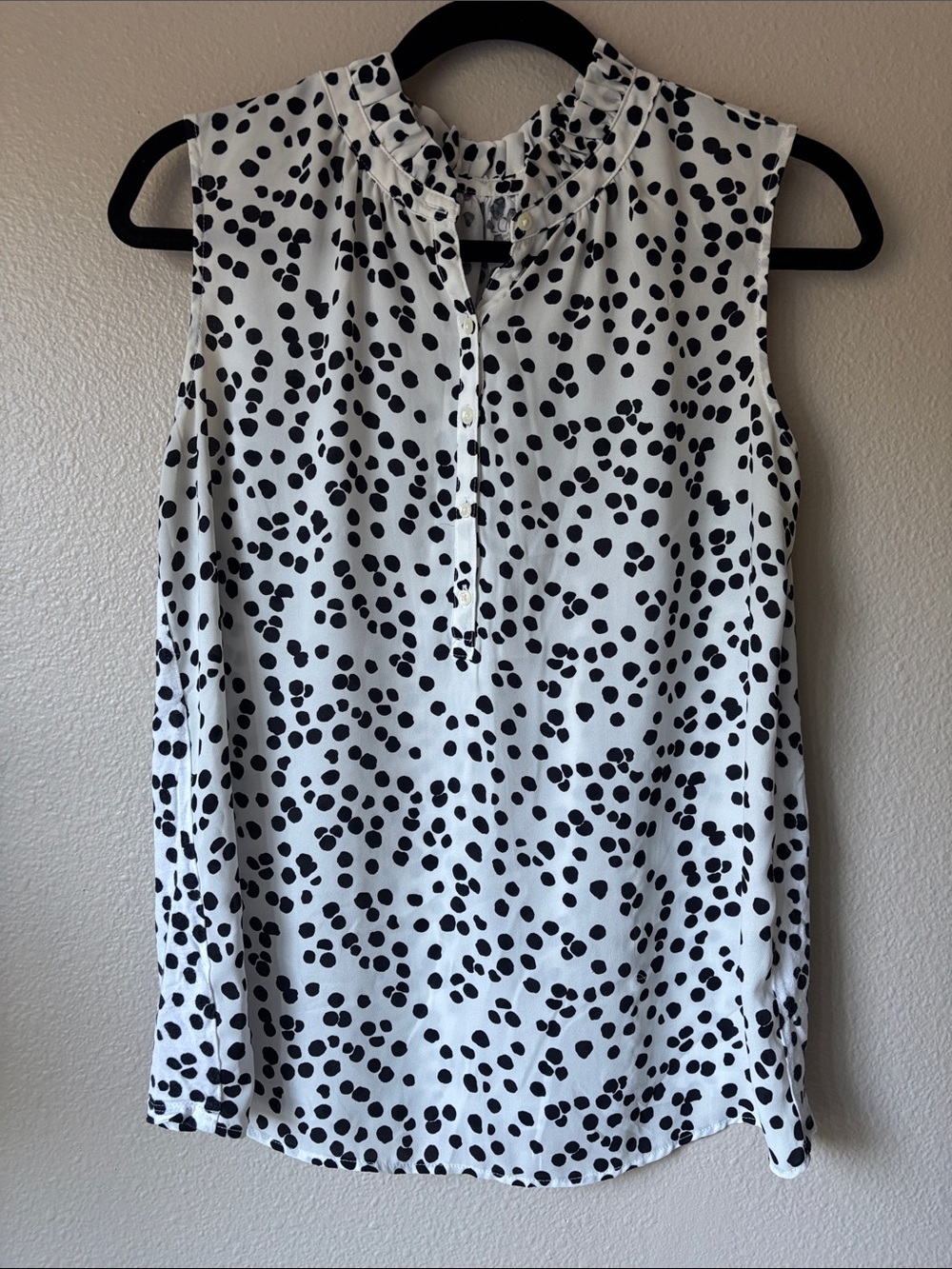 LOFT Black & White Sleeveless Ruffle-Neck Dot Print Blouse